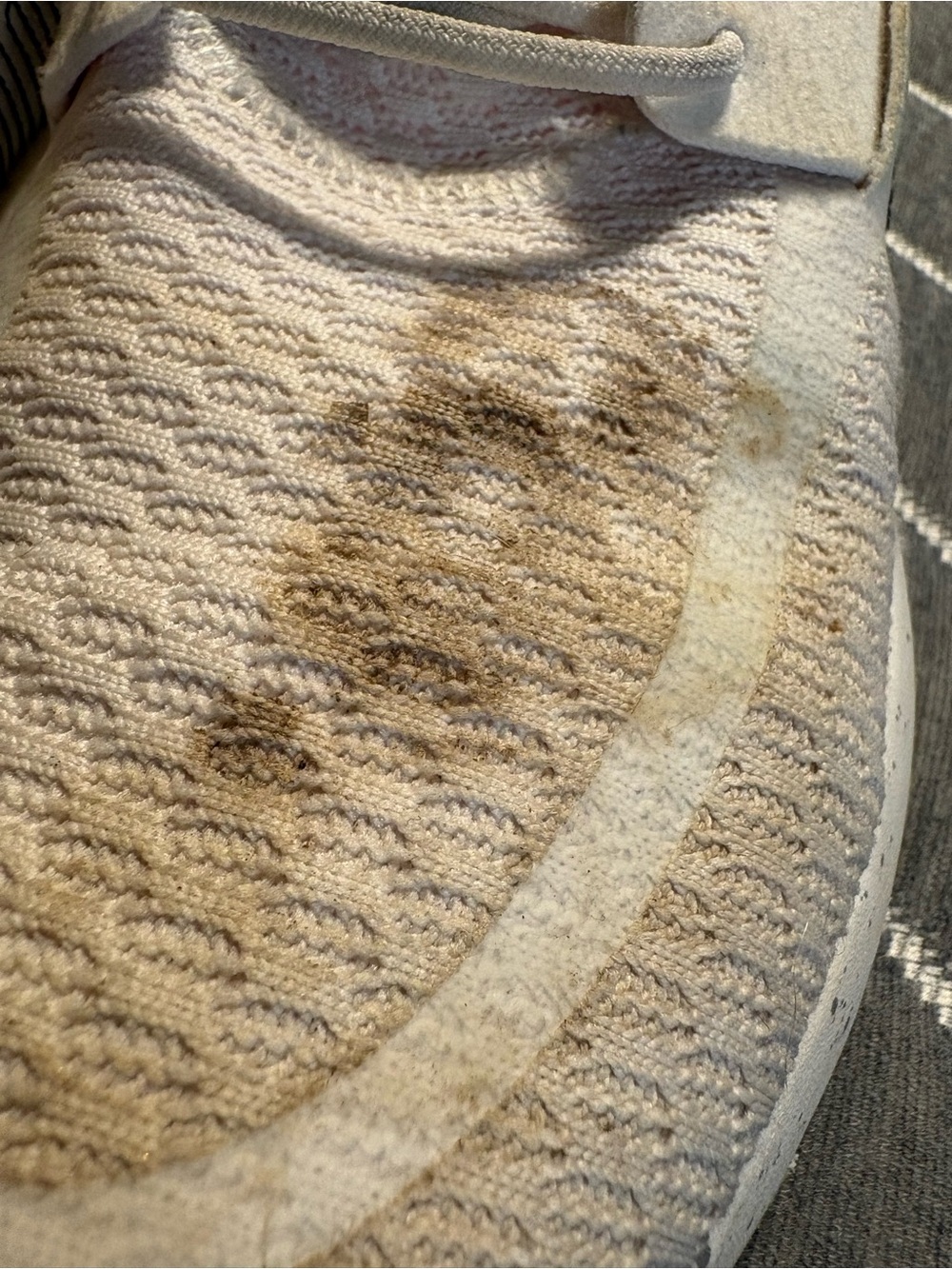 Hey Dude White Knit Slip-On Sneakers with Pink Insoles - Picture 5 of 6